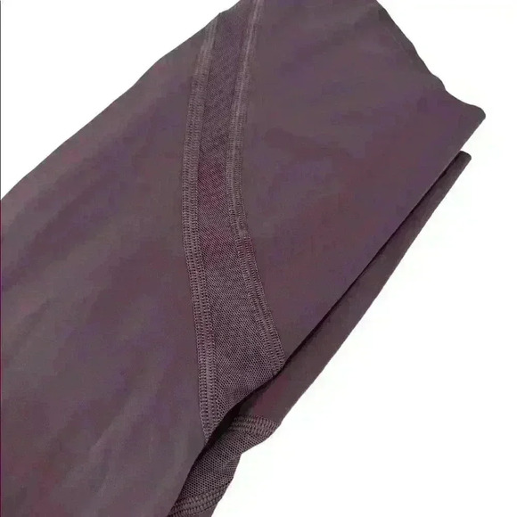 Lululemon Lead The Pack High-Rise Cropped Legging Burgundy  Sz 8 - Picture 3 of 7